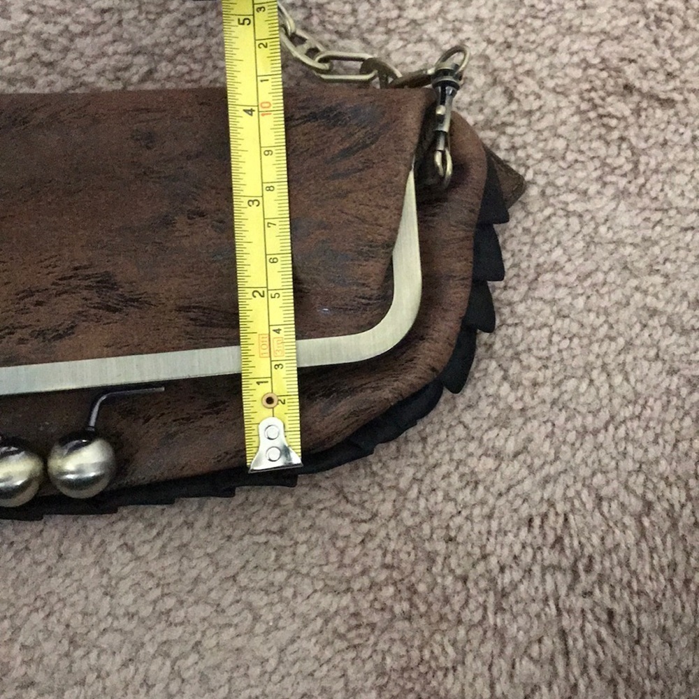 Rampage Clutch bag with gold like chain - Picture 8 of 8